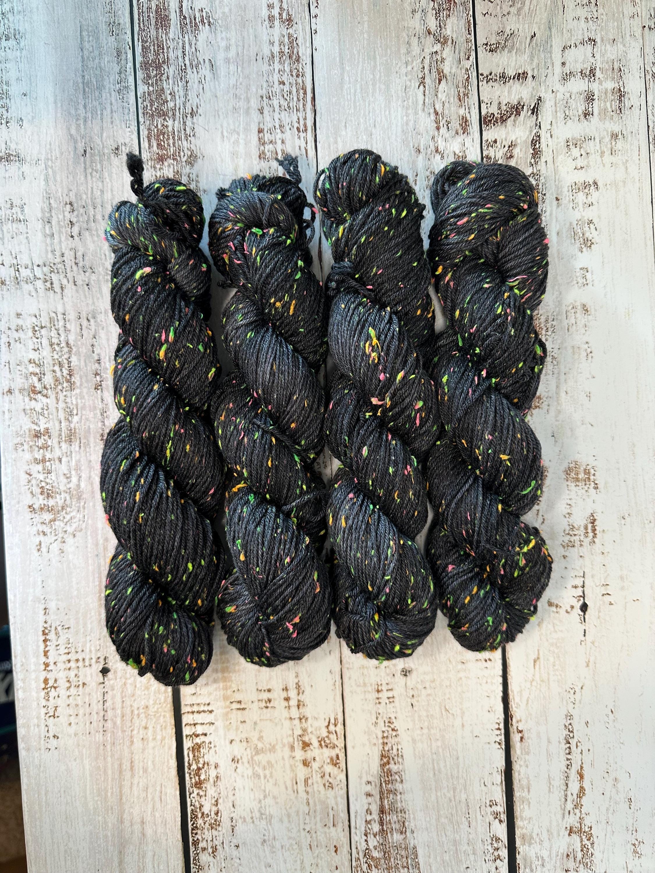 Neon Magic - NeonTweed Yarn