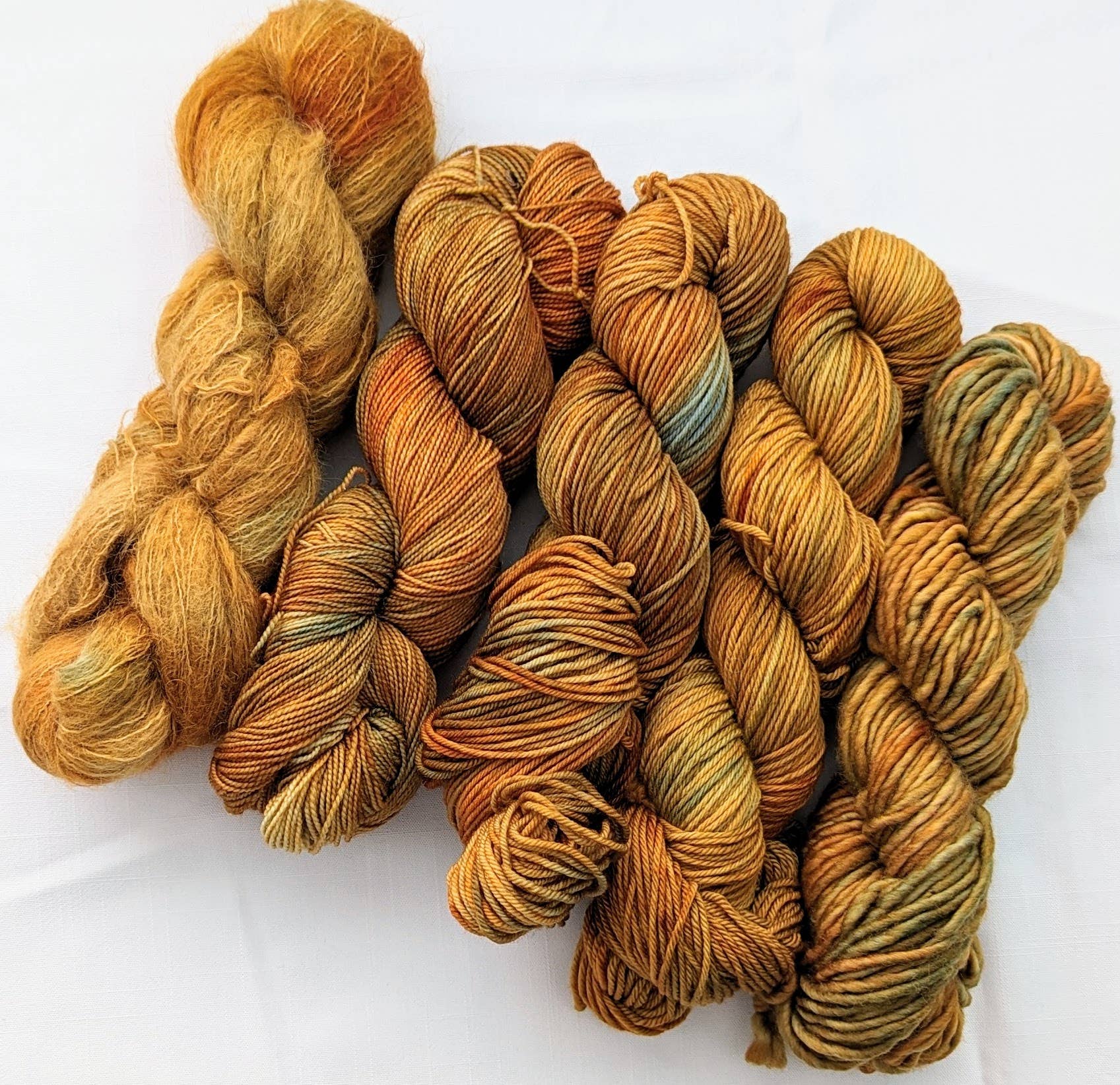 Ginger Needle Yarns - Golden Ticket