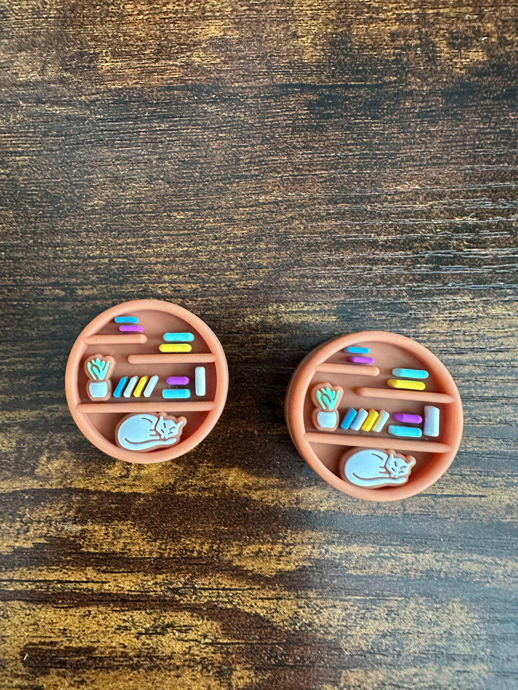 Cat and books Stitch Stoppers