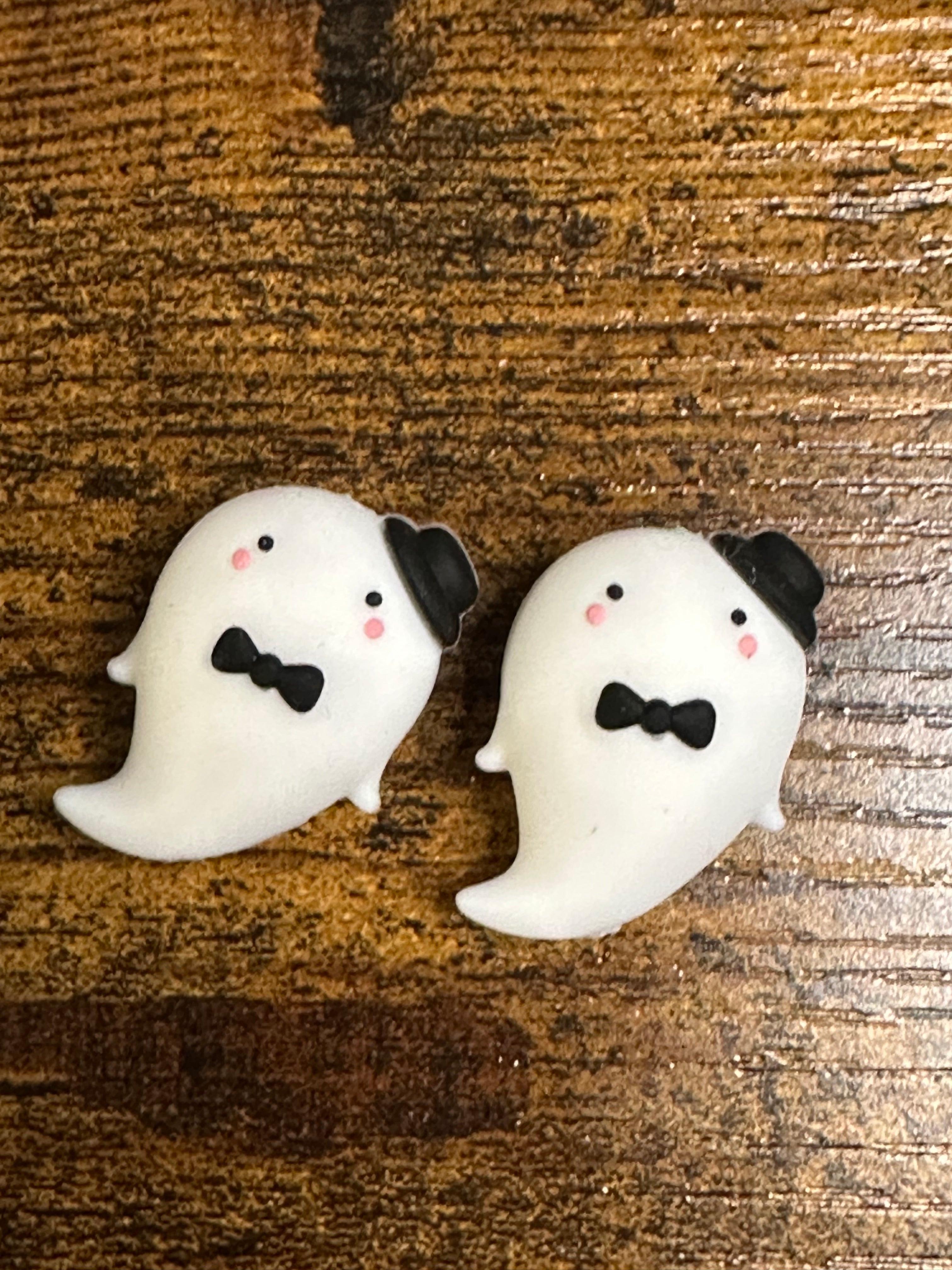 Tuxedo Ghost Stitch Stoppers