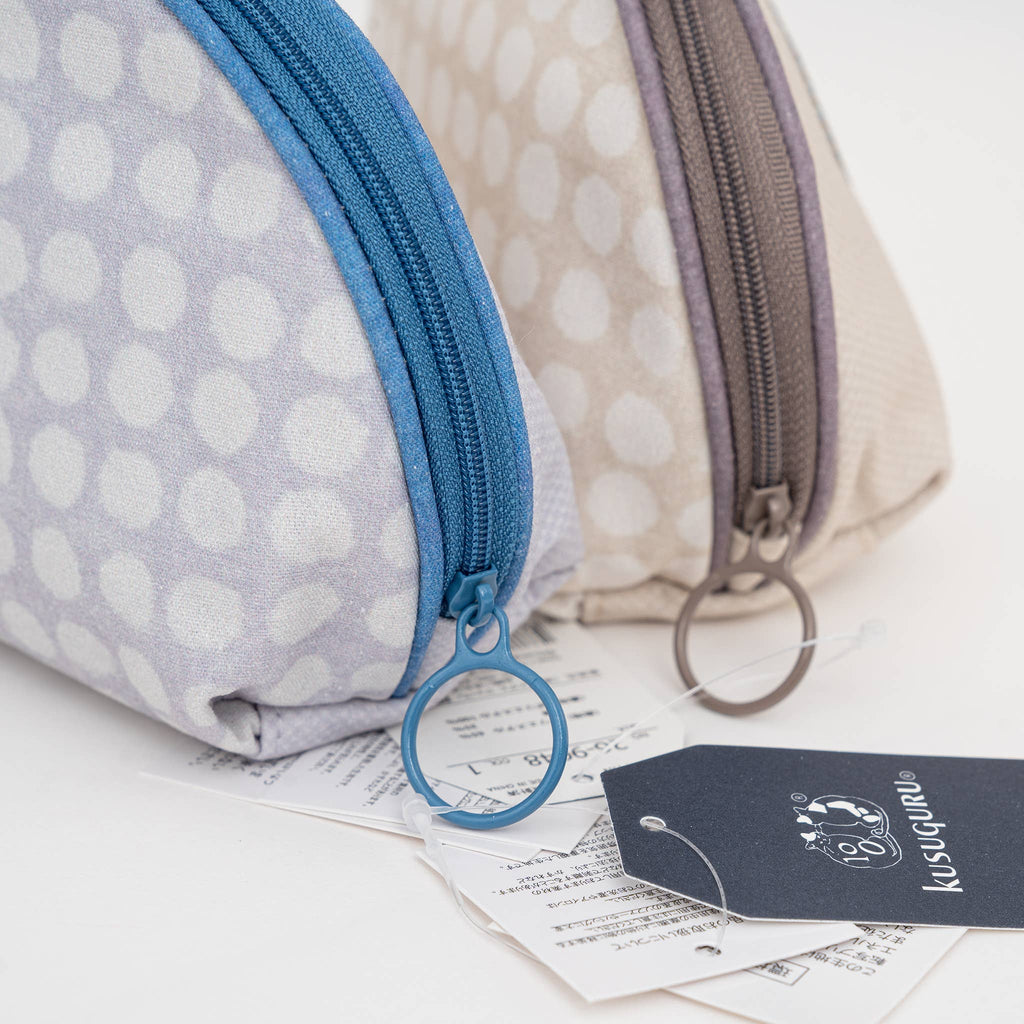 Kusuguru Shimapu Bird Embroidered Shell Pouch
