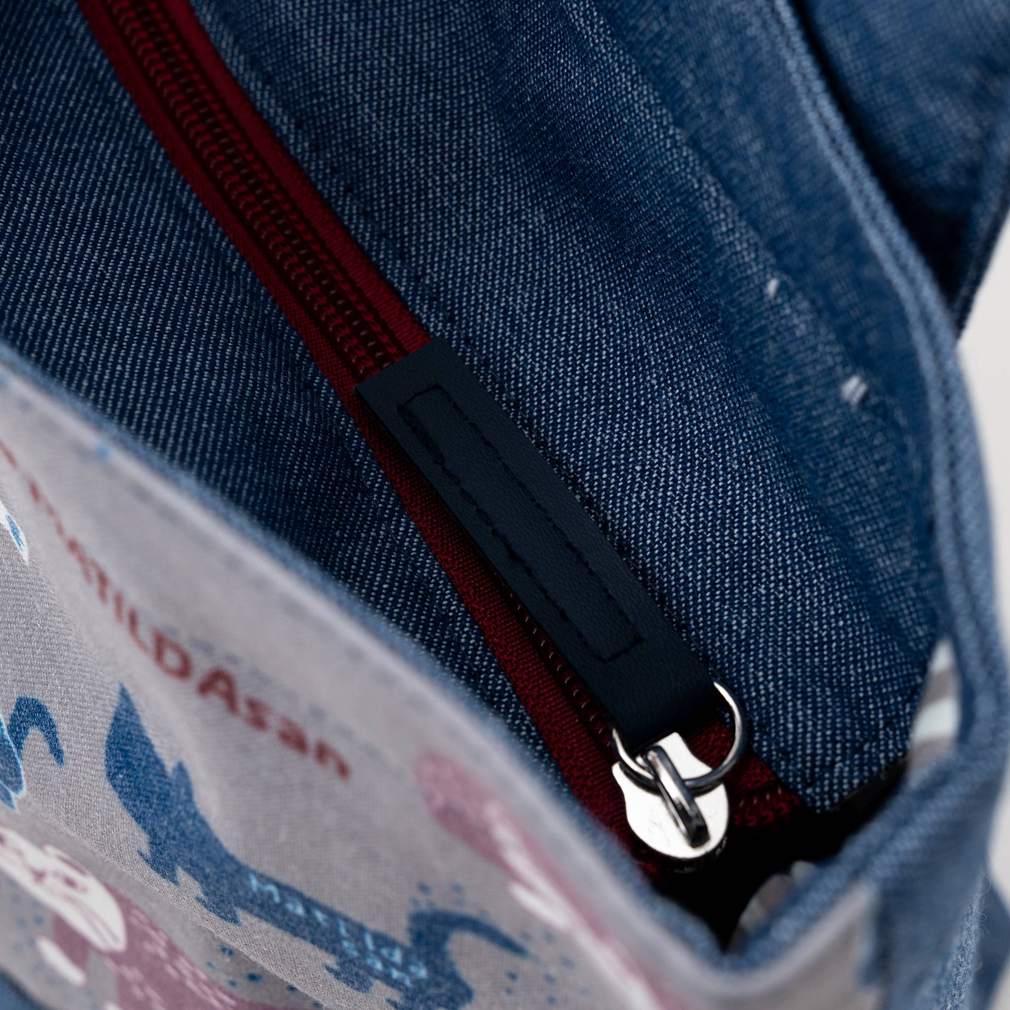 Kusuguru Japan Embroidered Cat Fabric Lunch Tote Bag