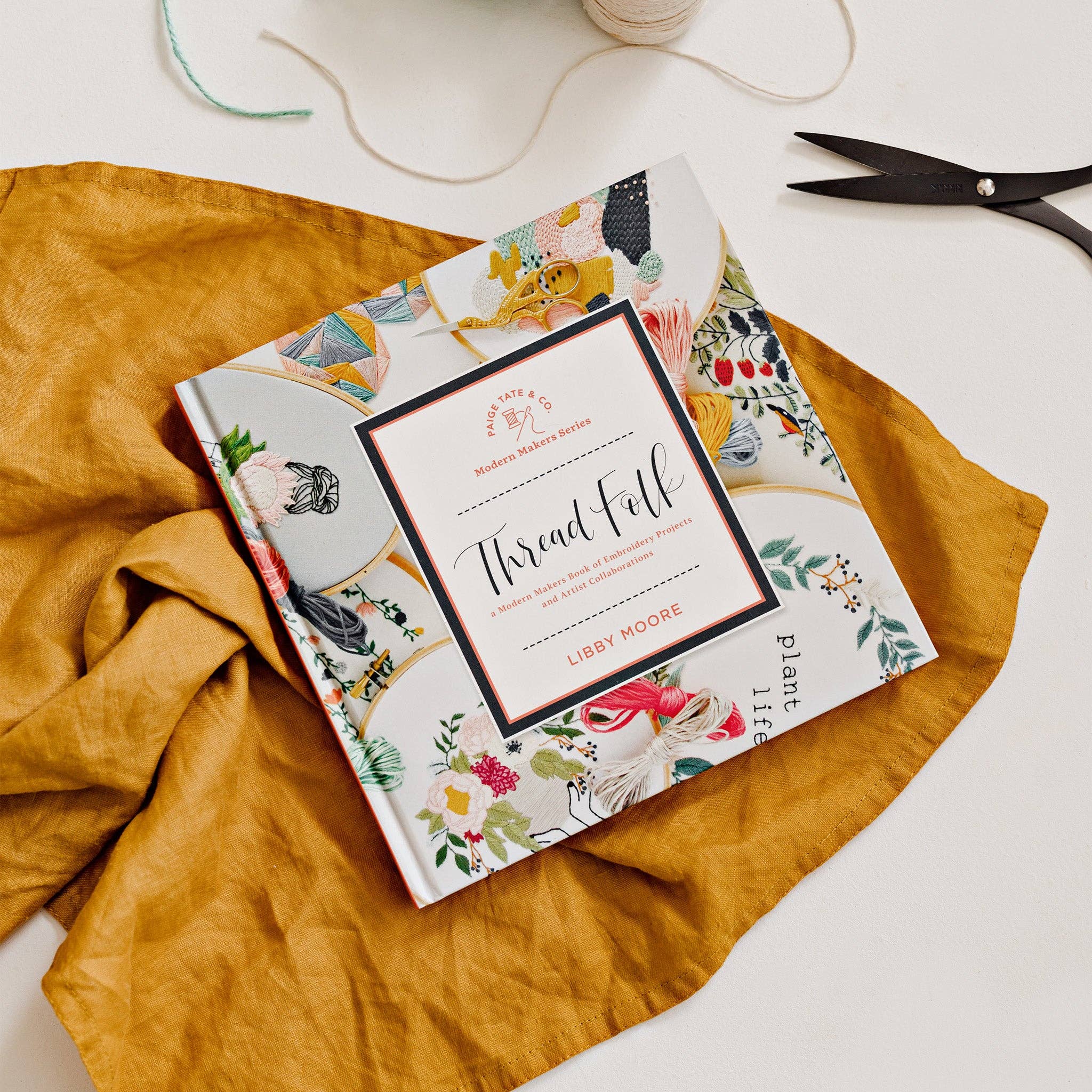 Thread Folk: An Embroidery Pattern Stitch Book