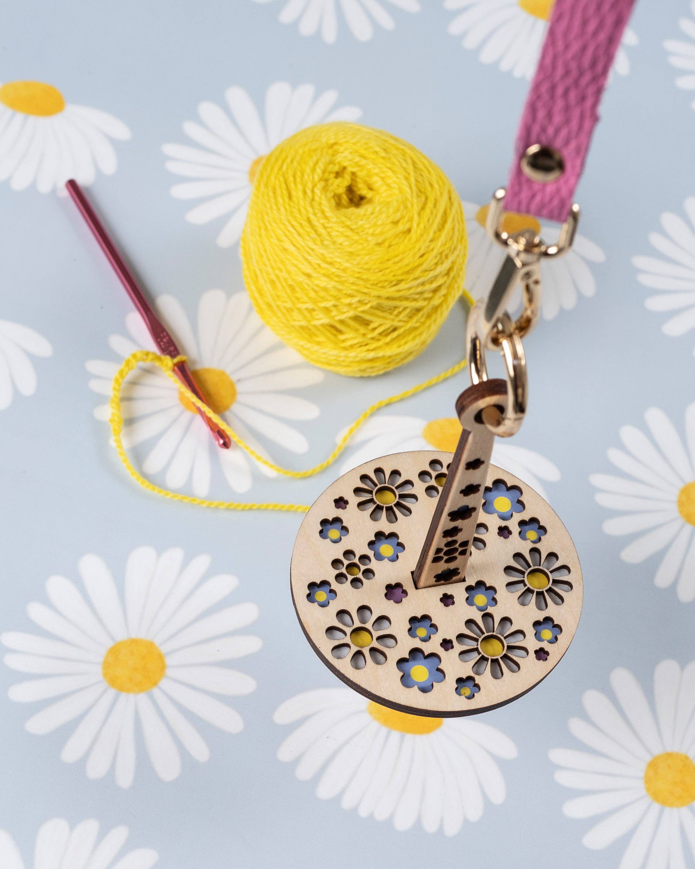 Lemonwood mini minder - Coming Up Daisies