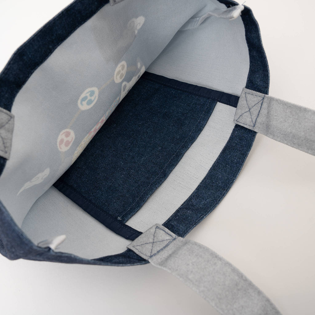 Kusuguru Japan 'Matilda-san' Canvas Everyday Tote Bag