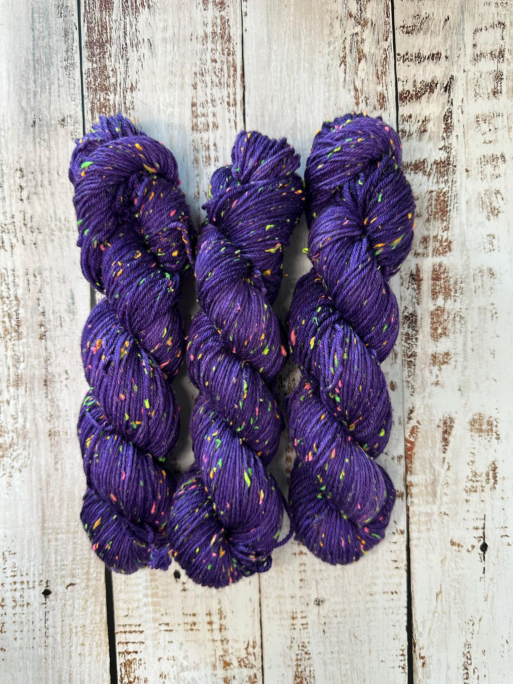Neon Magic - NeonTweed Yarn