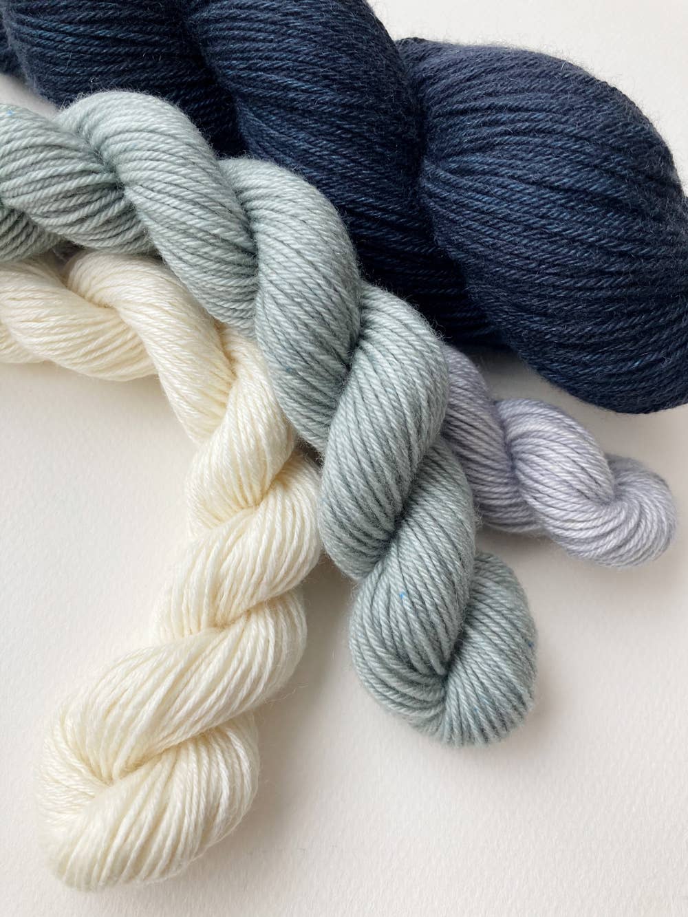 Cashmere Treats - Quadrant Cowl Knitting Kit