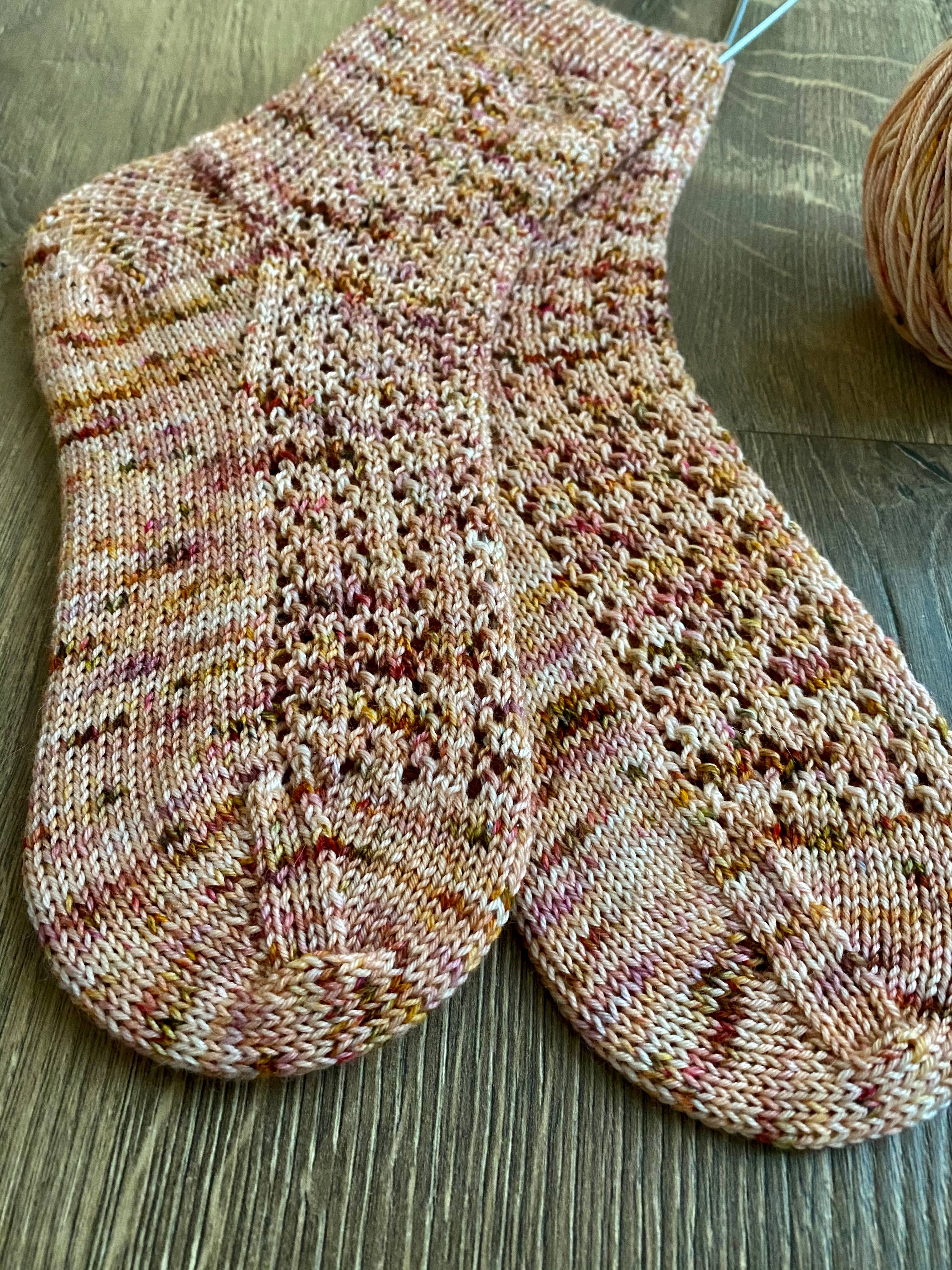 Feelin 29 Socks Knitting Paper Pattern