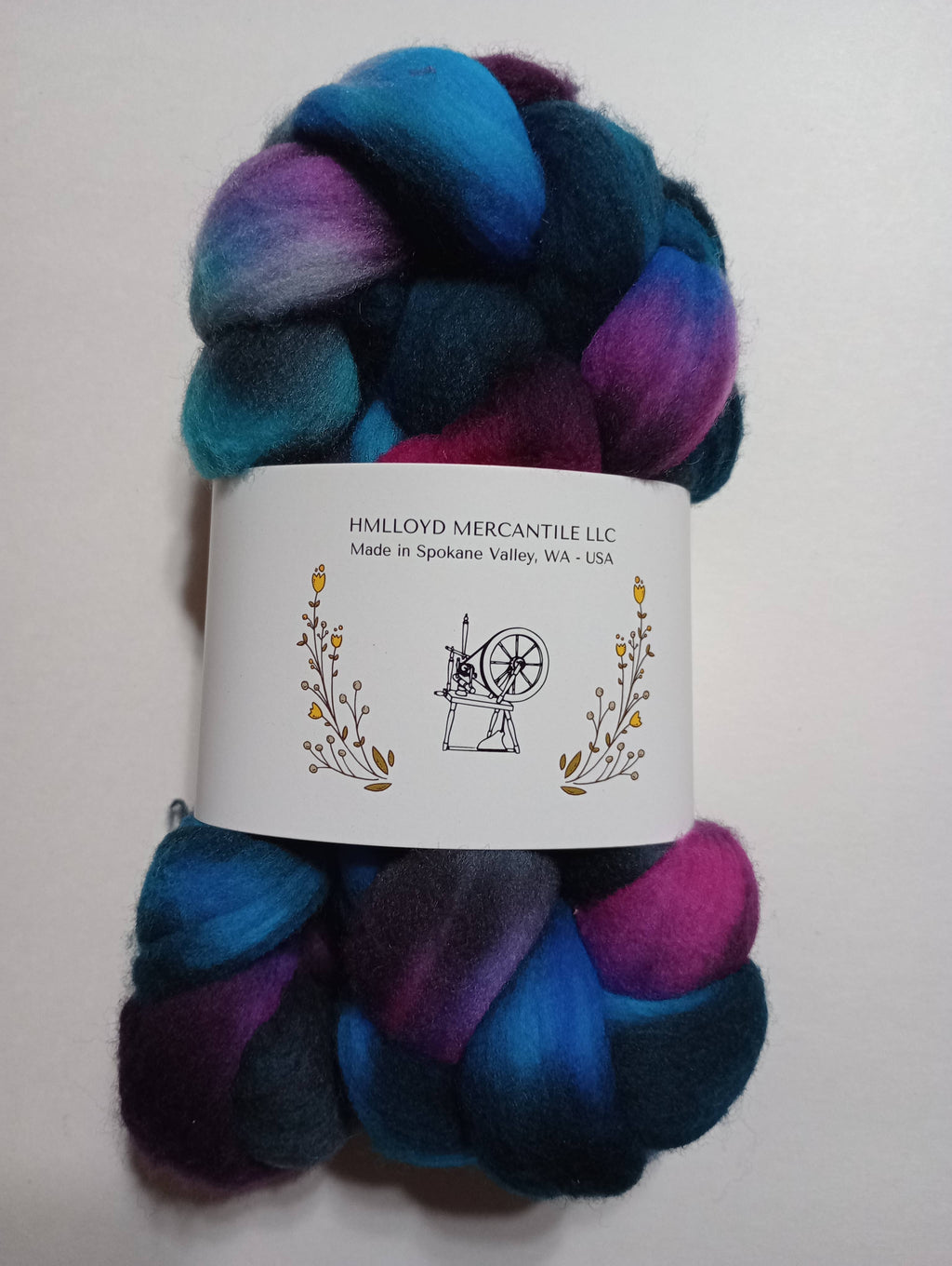 HM Lloyd Merino Hand Dyed Roving - 100 g. braids - Pavilion Lights