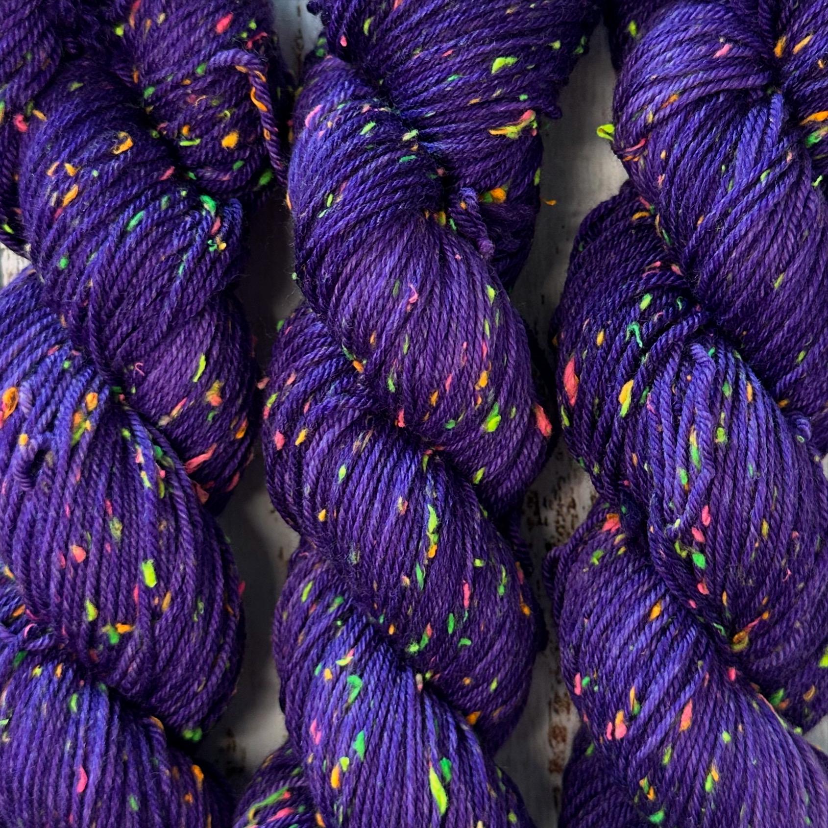 Neon Magic - NeonTweed Yarn