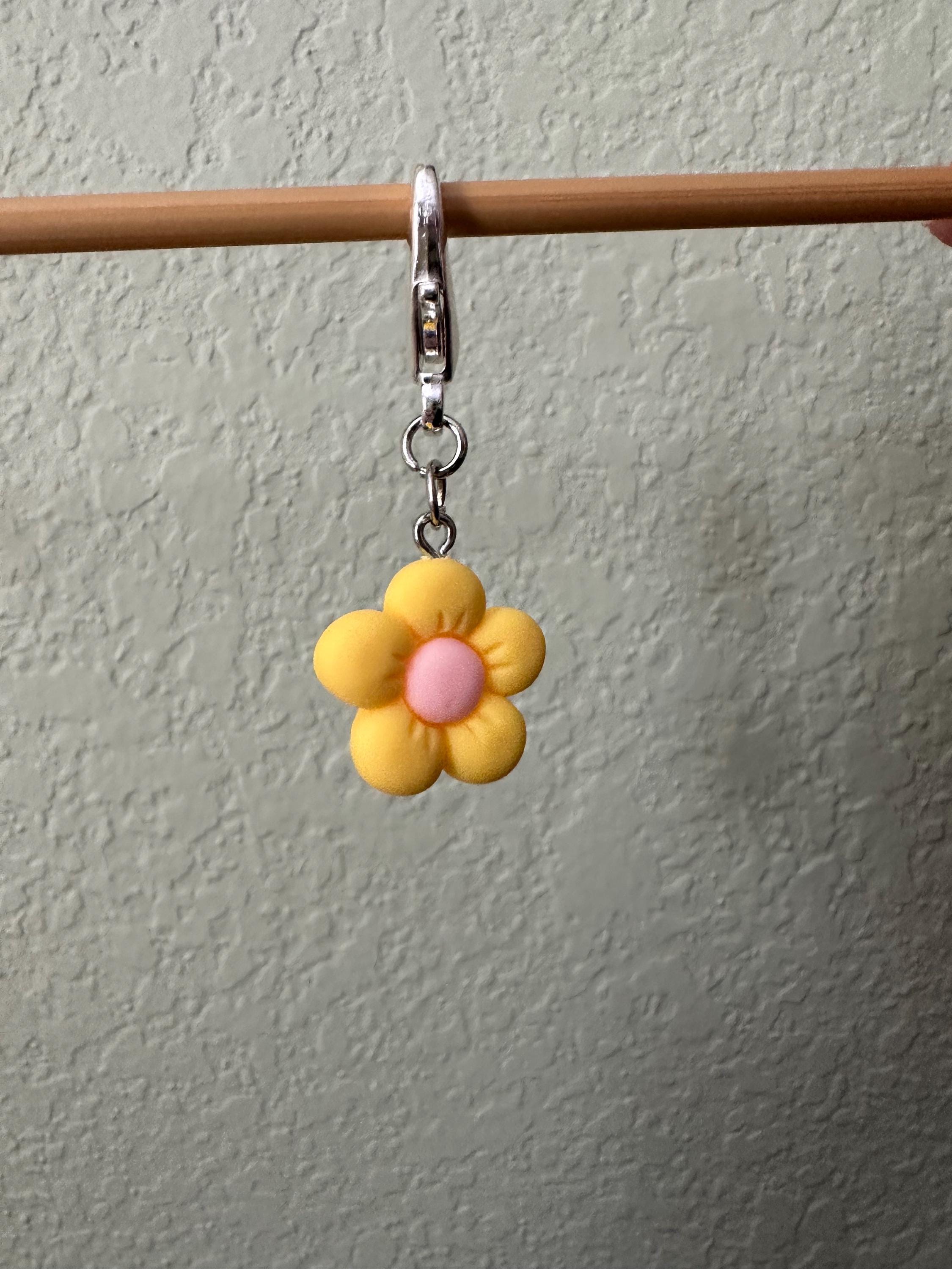 Spring Flowers stitch markers - 1 piece